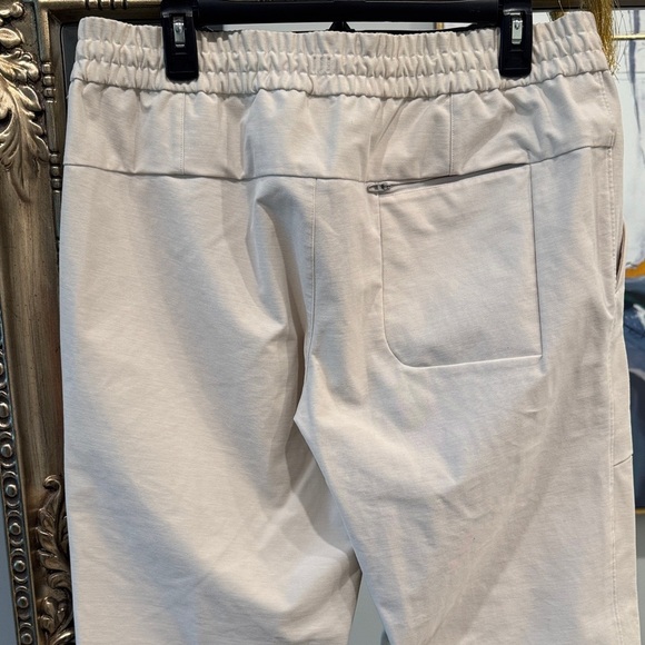 lululemon athletica Men's Off-White Joggers - Picture 3 of 4